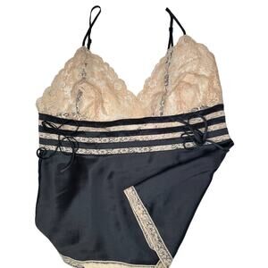 Victoria's Secret Silk Cami Lingerie - Medium, NWT